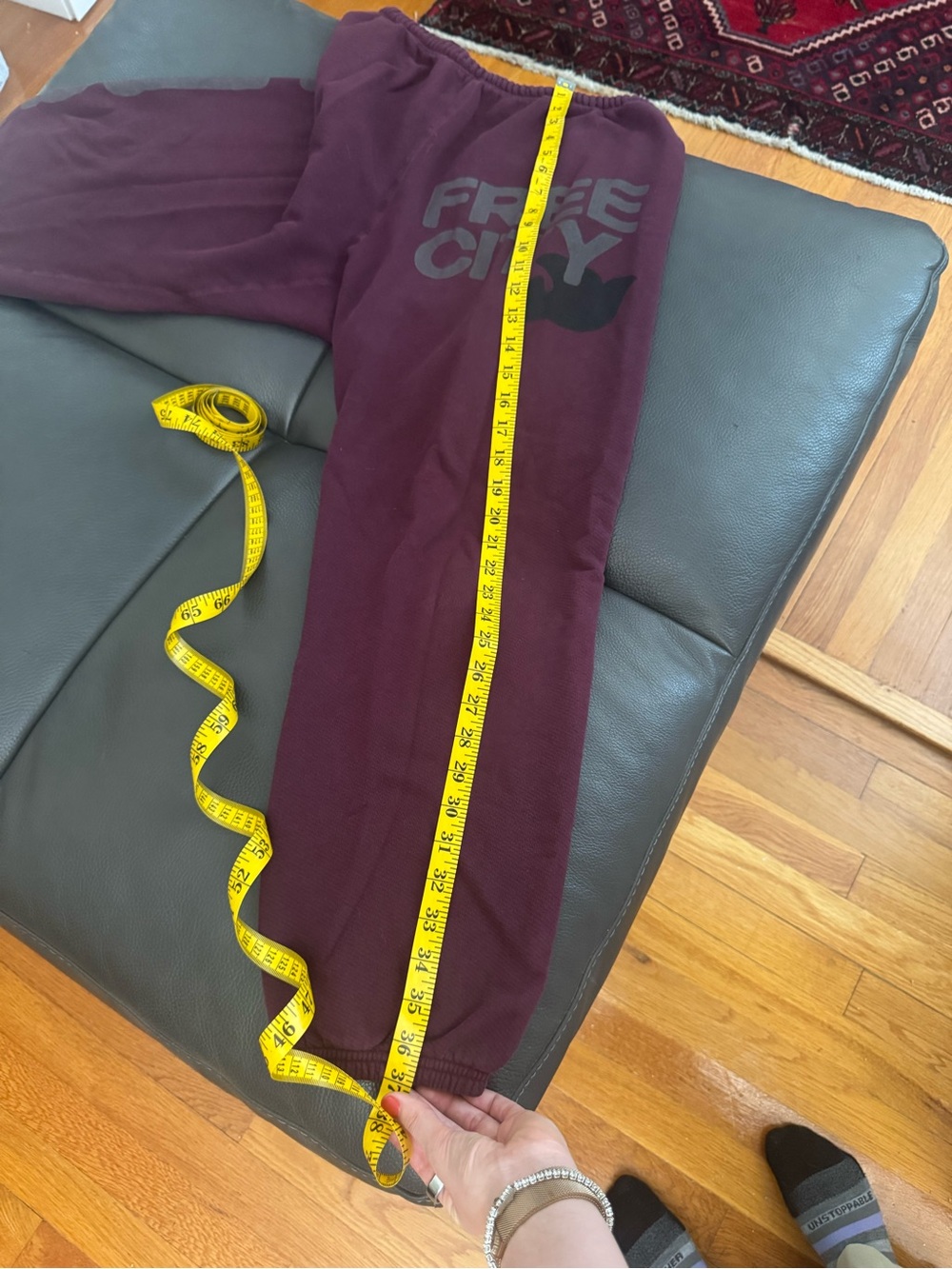 Free City Jogger Sweatpants Burgundy - Picture 7 of 9